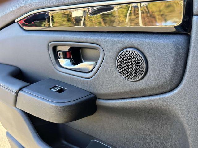 new 2025 Honda Pilot car, priced at $42,413