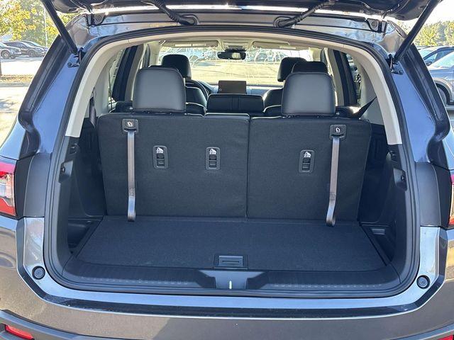 new 2025 Honda Pilot car, priced at $42,413