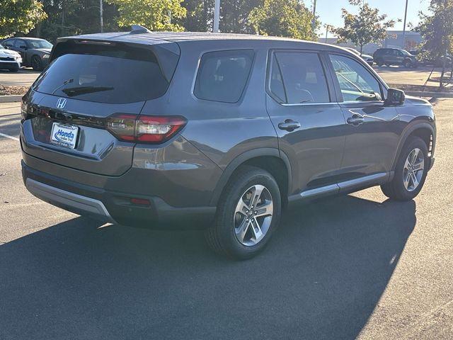 new 2025 Honda Pilot car, priced at $42,413