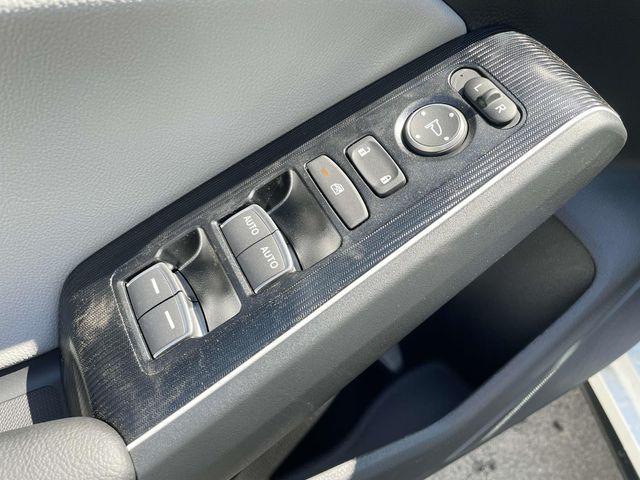 new 2025 Honda Civic Hybrid car, priced at $34,005