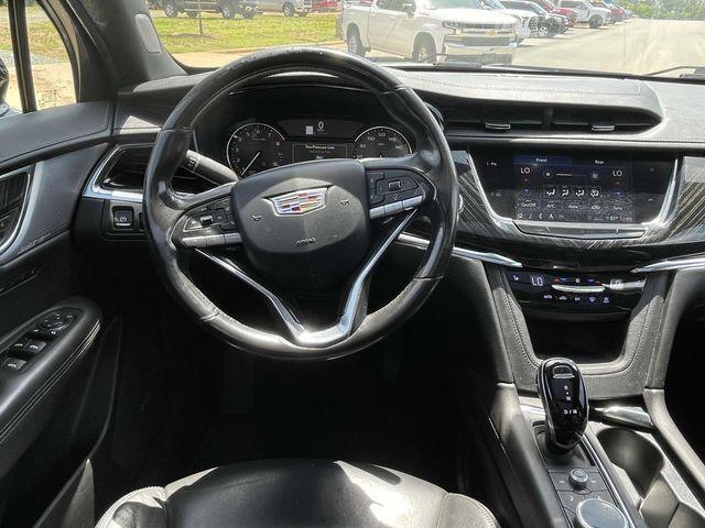 used 2020 Cadillac XT6 car, priced at $22,586