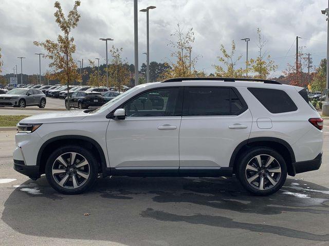 new 2025 Honda Pilot car, priced at $48,895