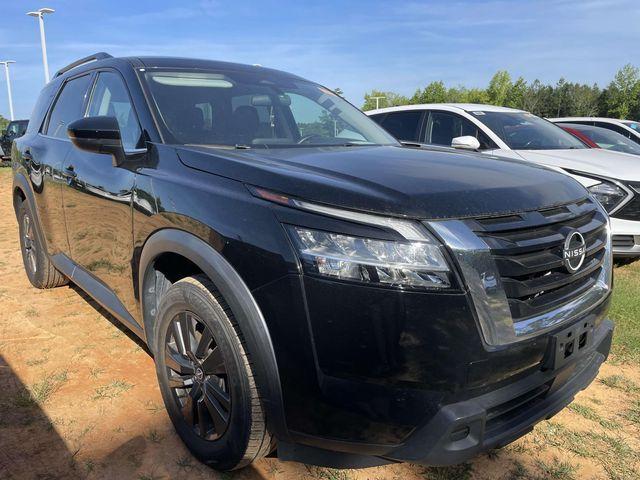 used 2022 Nissan Pathfinder car, priced at $27,329