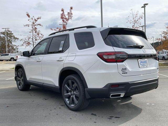 new 2025 Honda Pilot car, priced at $43,695