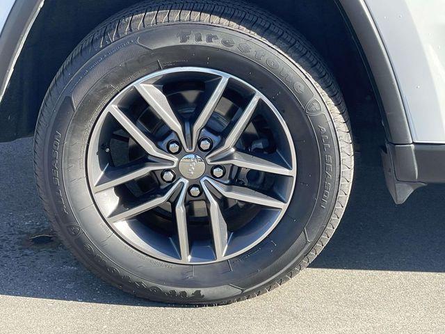 used 2018 Jeep Grand Cherokee car, priced at $18,228