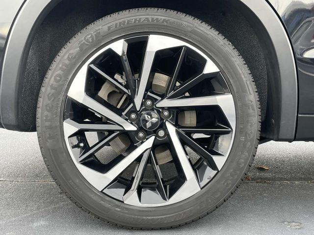 used 2022 Mitsubishi Outlander car, priced at $25,590