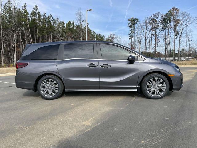 new 2025 Honda Odyssey car, priced at $46,005