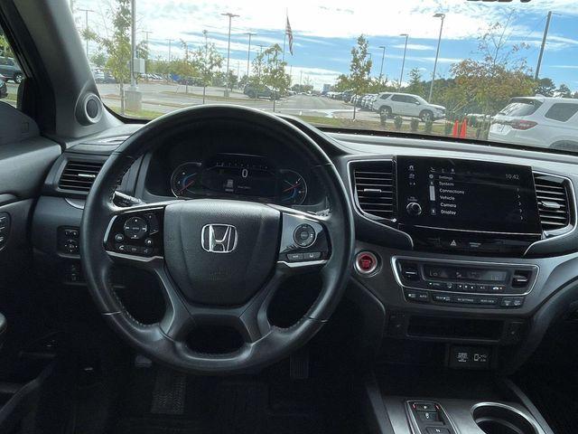 used 2021 Honda Pilot car, priced at $23,497