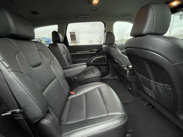 used 2024 Kia Telluride car, priced at $35,152