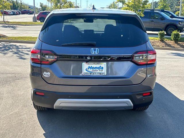 new 2025 Honda Pilot car, priced at $40,340
