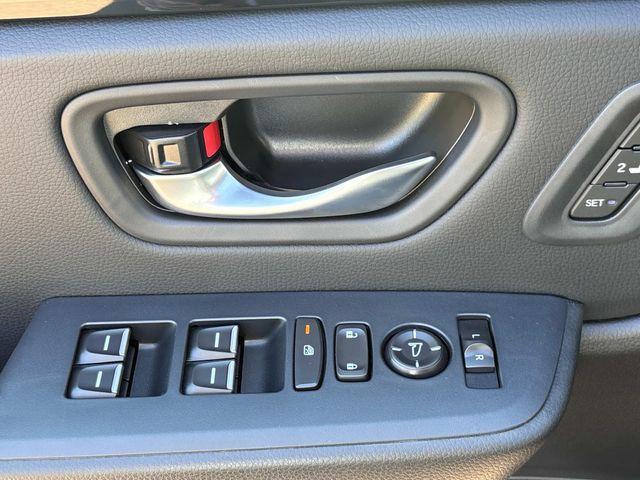 new 2025 Honda Pilot car, priced at $40,340