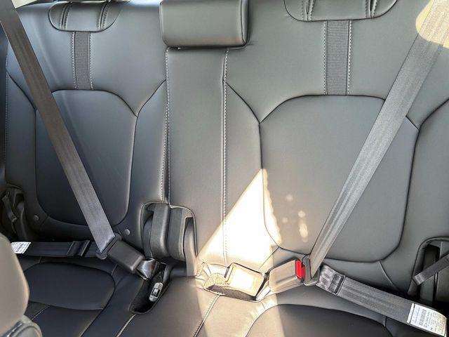 new 2025 Honda Pilot car, priced at $40,340