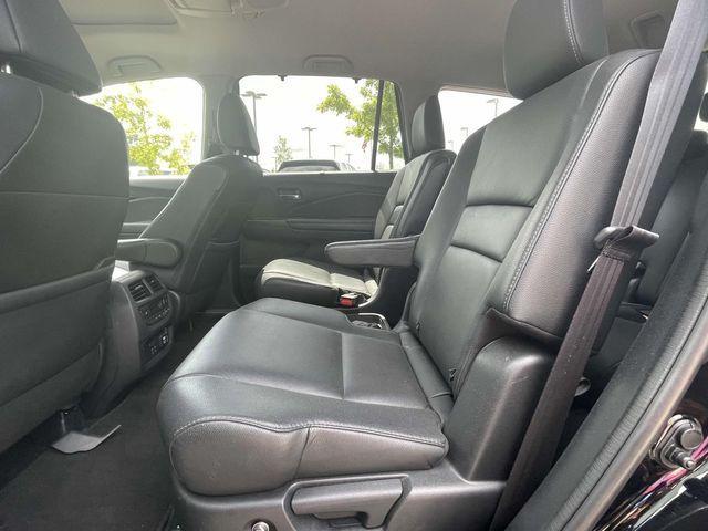 used 2022 Honda Pilot car, priced at $37,191