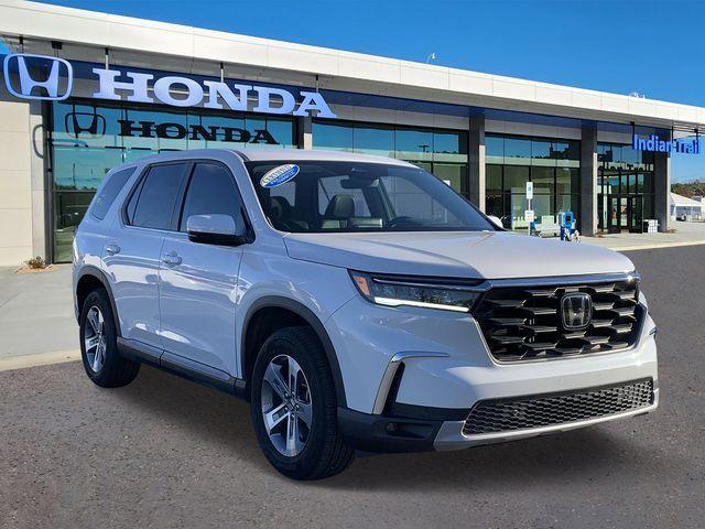 used 2025 Honda Pilot car, priced at $41,992