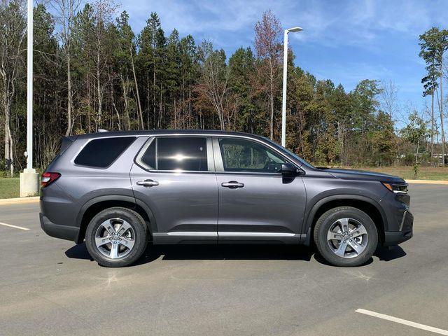 new 2025 Honda Pilot car, priced at $44,895