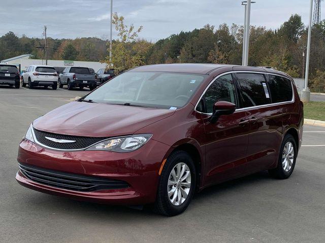 used 2017 Chrysler Pacifica car, priced at $15,451