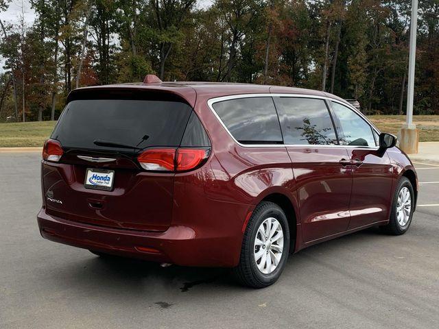 used 2017 Chrysler Pacifica car, priced at $15,451