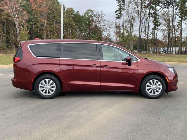 used 2017 Chrysler Pacifica car, priced at $15,451