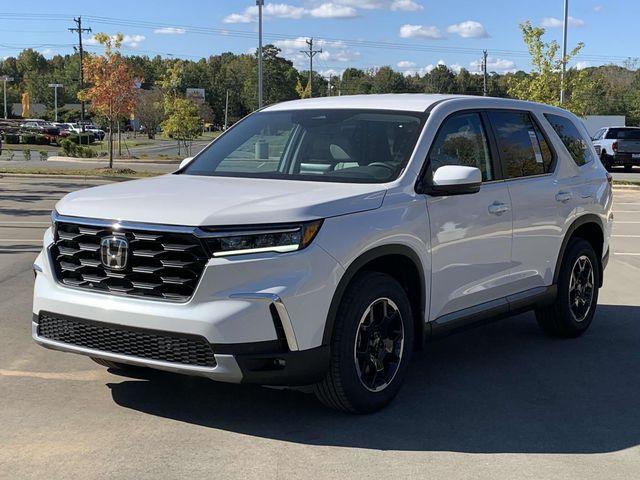 new 2025 Honda Pilot car, priced at $49,350