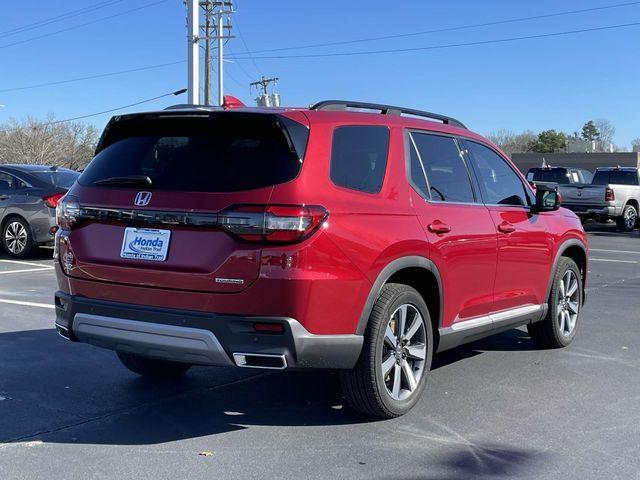 used 2025 Honda Pilot car, priced at $48,769