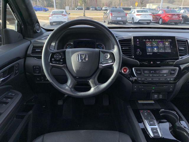 used 2022 Honda Pilot car, priced at $35,369