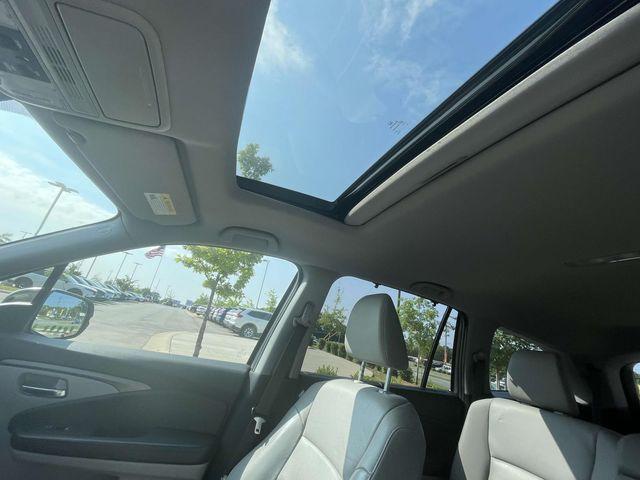 used 2021 Honda Pilot car, priced at $29,214