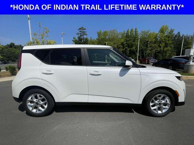 used 2023 Kia Soul car, priced at $15,678