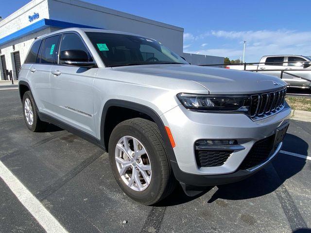 used 2022 Jeep Grand Cherokee car, priced at $29,998