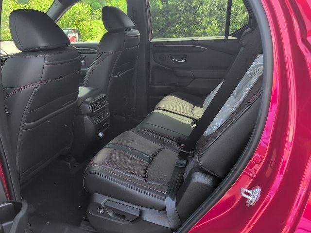 new 2025 Honda Pilot car, priced at $56,030