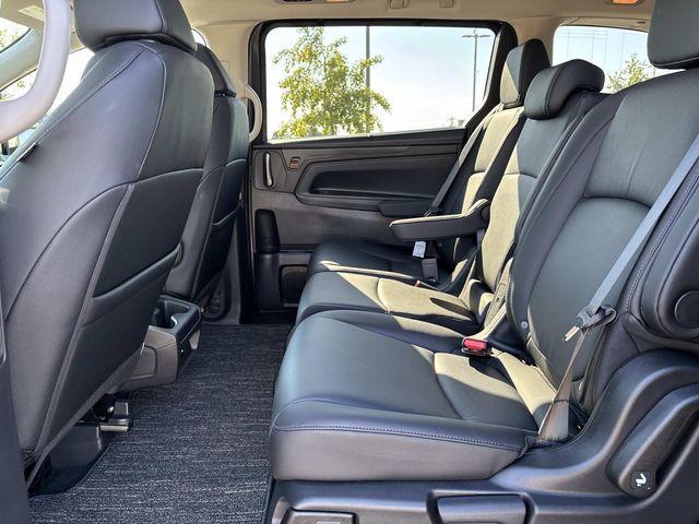 new 2026 Honda Odyssey car, priced at $42,524