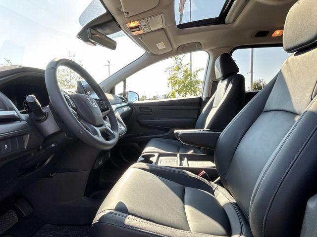 new 2026 Honda Odyssey car, priced at $42,524