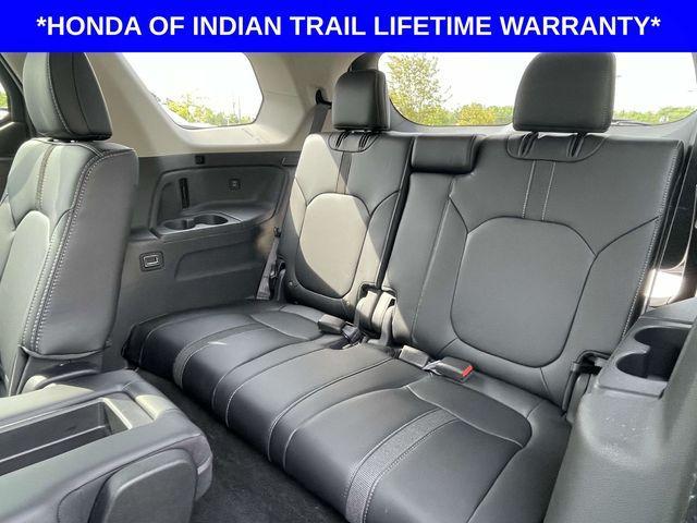 used 2025 Honda Pilot car, priced at $41,613