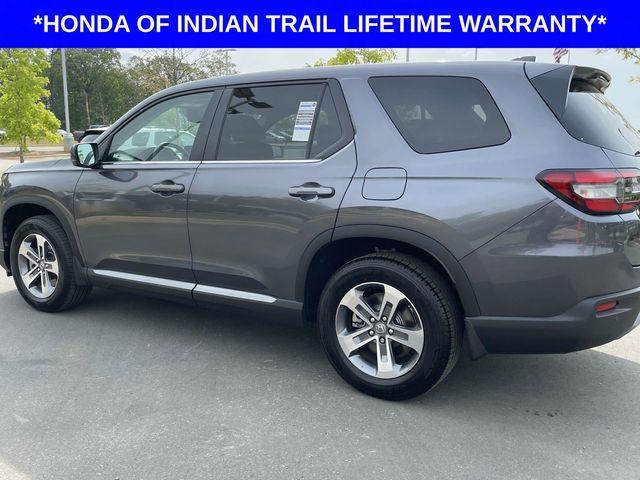 used 2025 Honda Pilot car, priced at $41,613