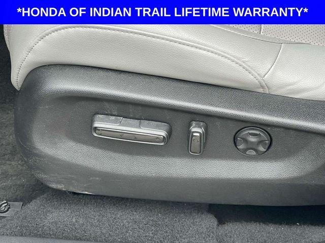 used 2022 Honda CR-V Hybrid car, priced at $29,764