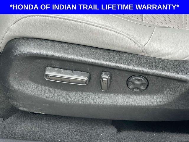 used 2022 Honda CR-V Hybrid car, priced at $29,764