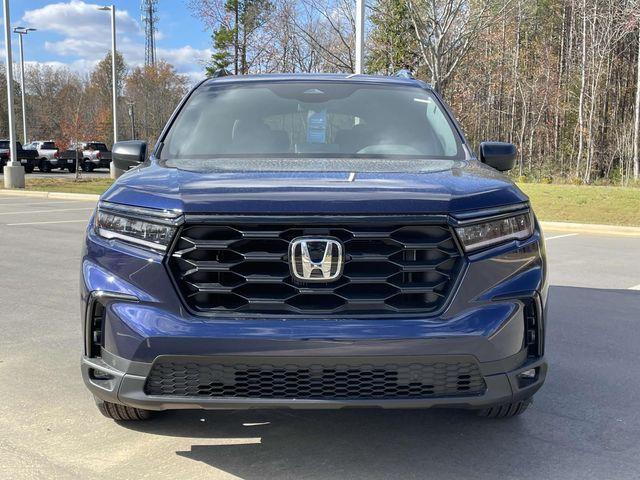 new 2025 Honda Pilot car, priced at $41,937