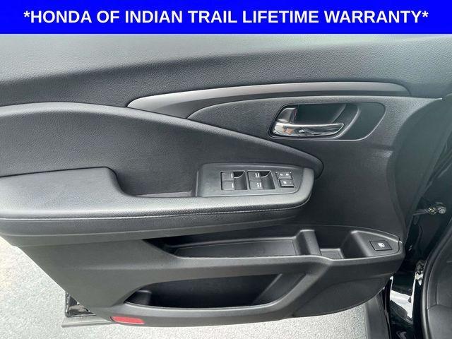 used 2022 Honda Pilot car, priced at $28,998