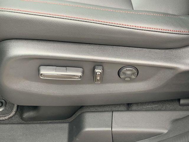 used 2025 Honda Odyssey car, priced at $45,281