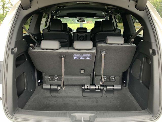 used 2025 Honda Odyssey car, priced at $45,281