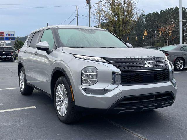 used 2024 Mitsubishi Outlander car, priced at $24,321