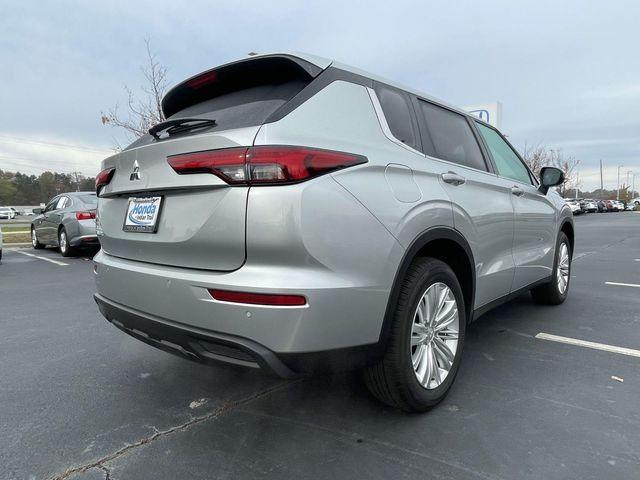 used 2024 Mitsubishi Outlander car, priced at $24,321