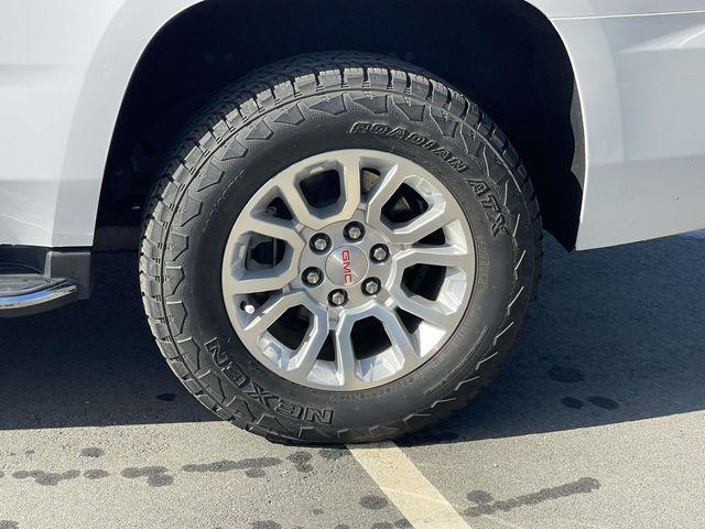 used 2020 GMC Yukon car, priced at $28,497