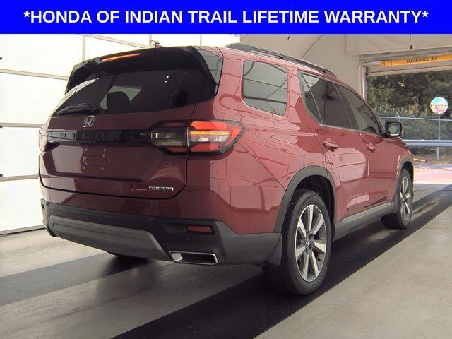 used 2025 Honda Pilot car, priced at $44,848