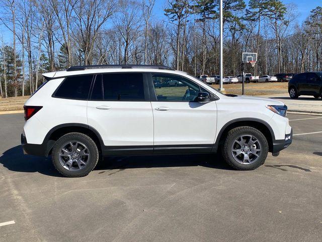 used 2024 Honda Passport car, priced at $39,892