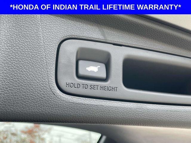 used 2025 Honda CR-V Hybrid car, priced at $39,287