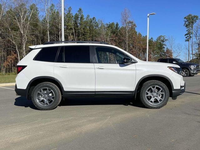 new 2025 Honda Passport car, priced at $46,850