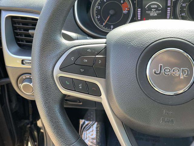 used 2020 Jeep Cherokee car, priced at $15,128