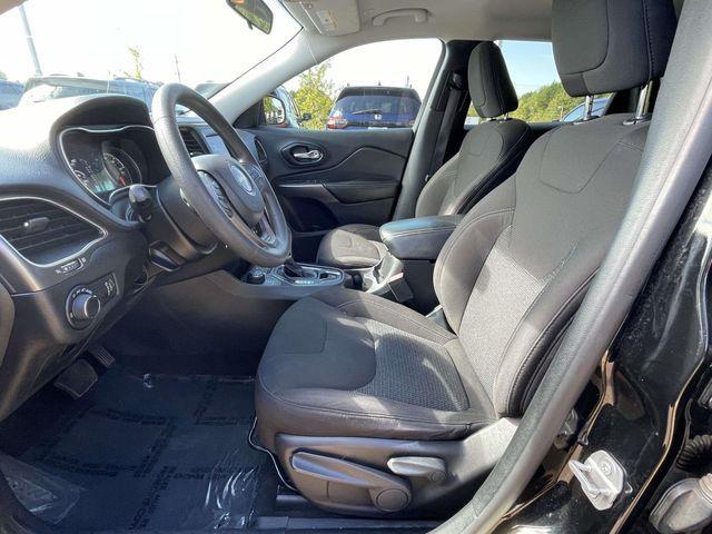 used 2020 Jeep Cherokee car, priced at $15,128