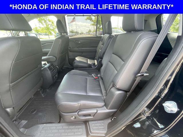 used 2022 Honda Pilot car, priced at $33,581