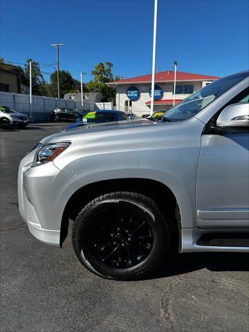 used 2015 Lexus GX 460 car, priced at $20,200